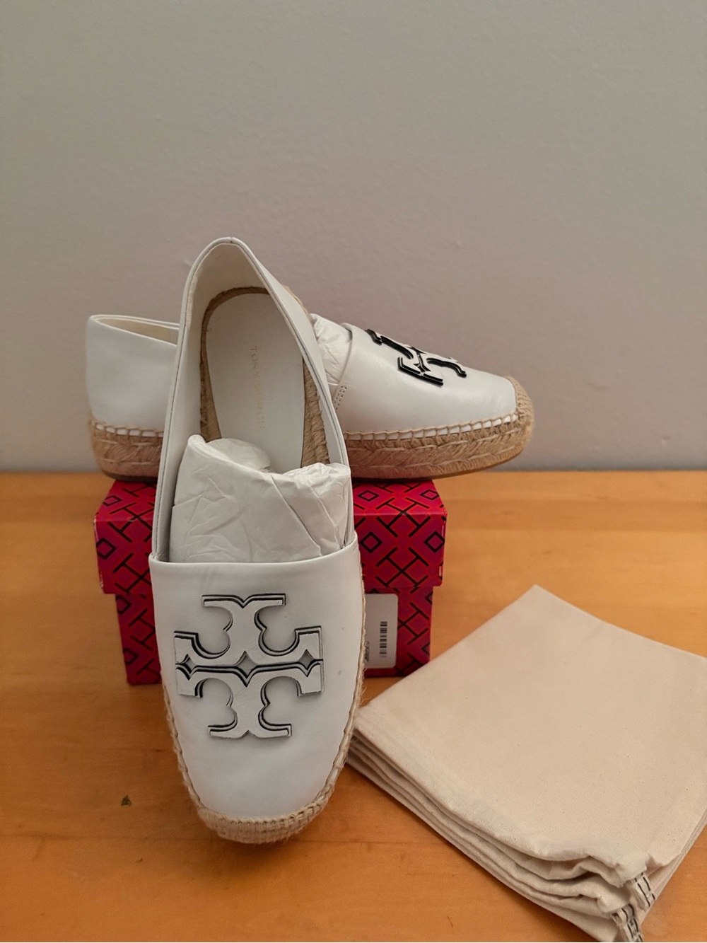 Tory Burch
INES PLATFORM ESPADRILLE - Picture 14 of 15